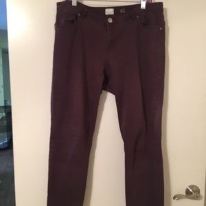 Skinny low rise jeans